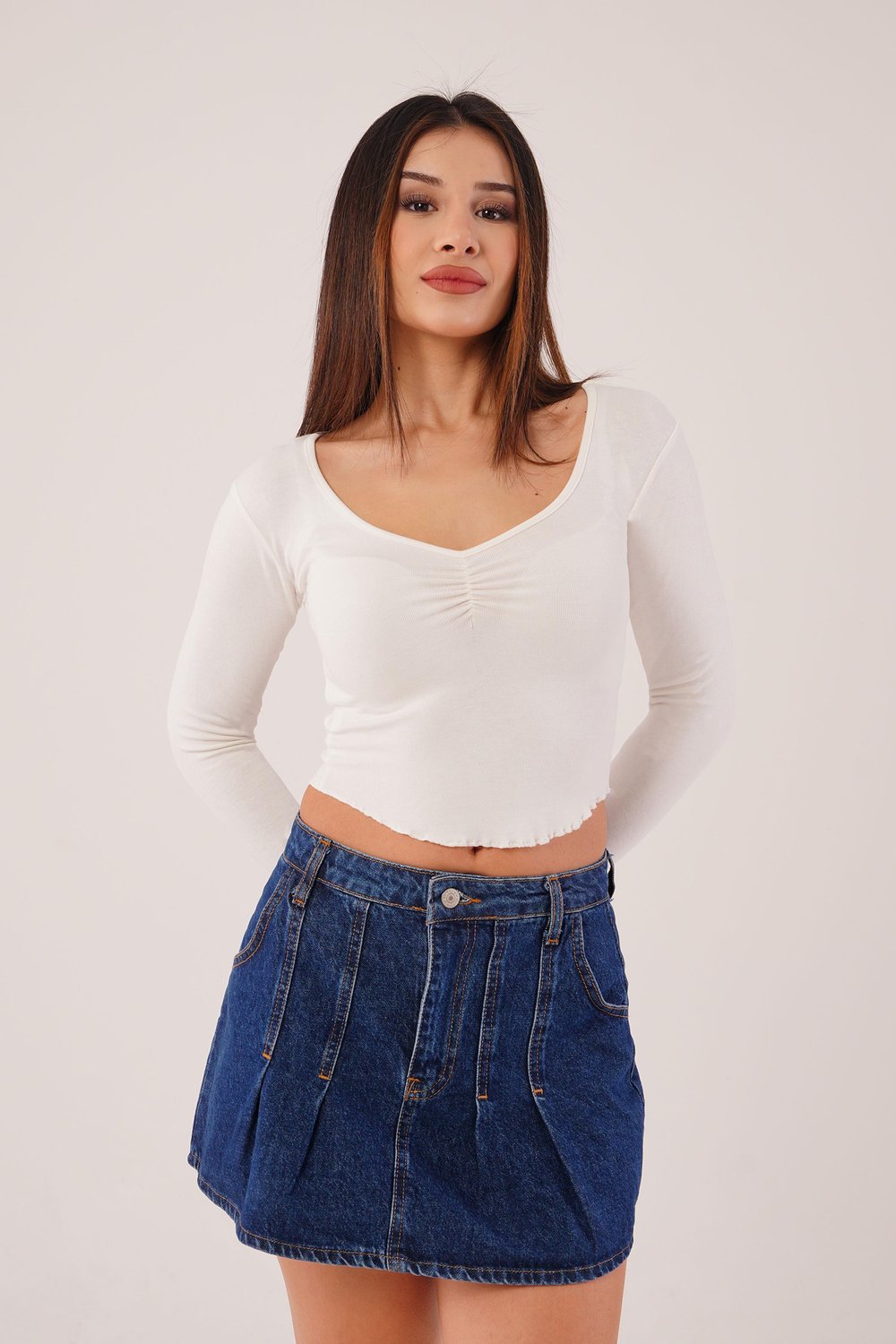Geniş Yaka Beyaz Basic Body Bluz