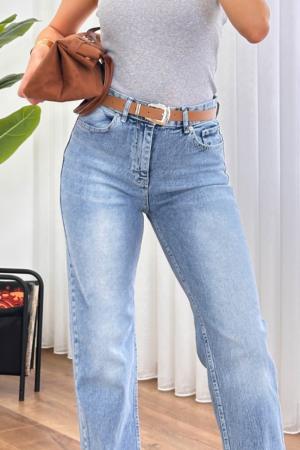 Kemerli Yüksek Bel Düz Paça Kot Mavi Jean