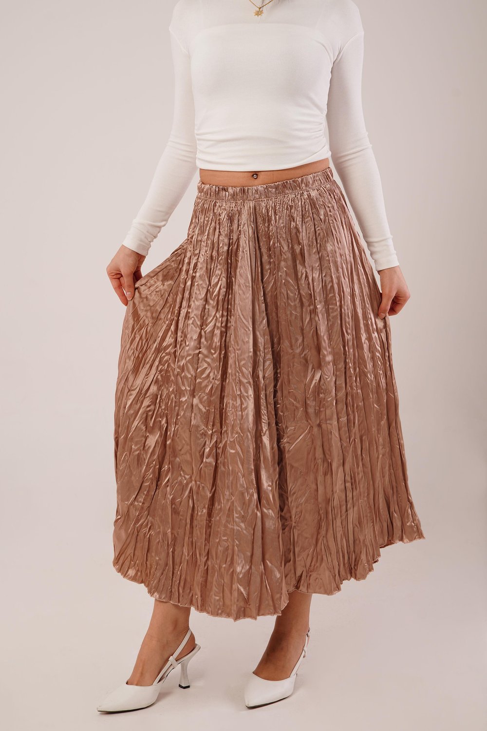 Modern Kırışım Midi Camel Saten Etek