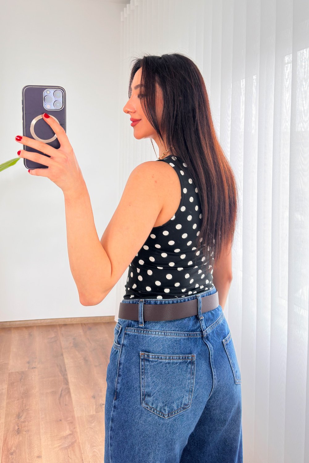 Puantiyeli Bisiklet Yaka Fit Siyah Atlet Bluz