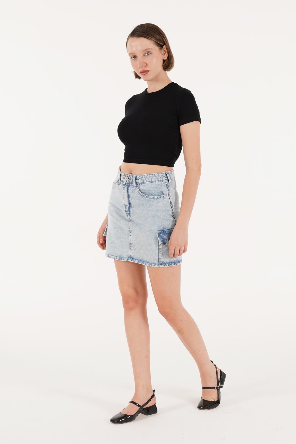 Sırt Kemer Detaylı Basic Siyah Crop