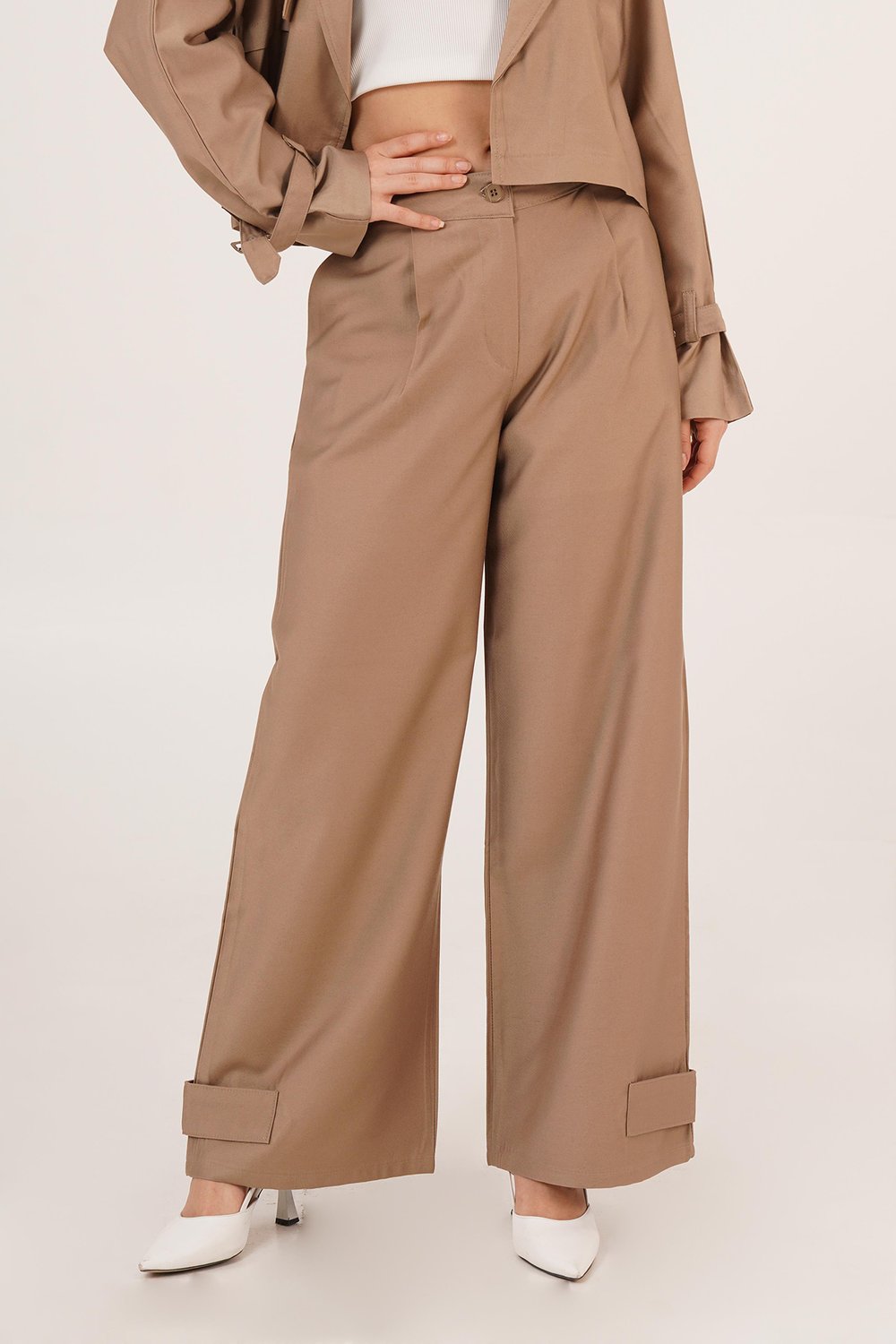 Paça Şerit Detaylı Pensli Gabardin Pantolon Vizon