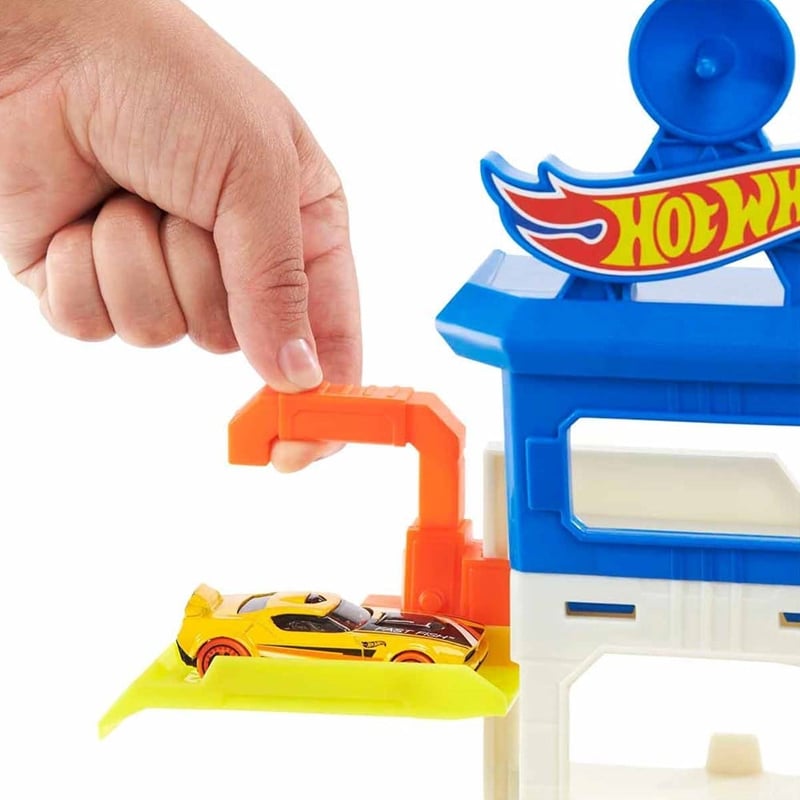 Mattel Hdp05 Hot Wheels Mega Araba Yıkama Kulesi