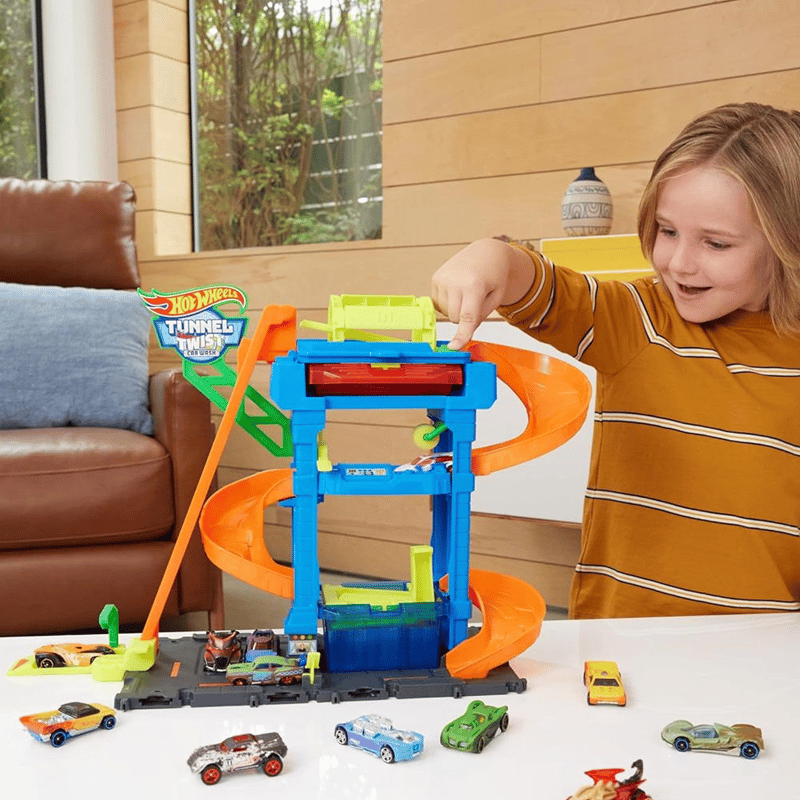 Hot Wheels Oto Yıkama Oyun Seti HTN80