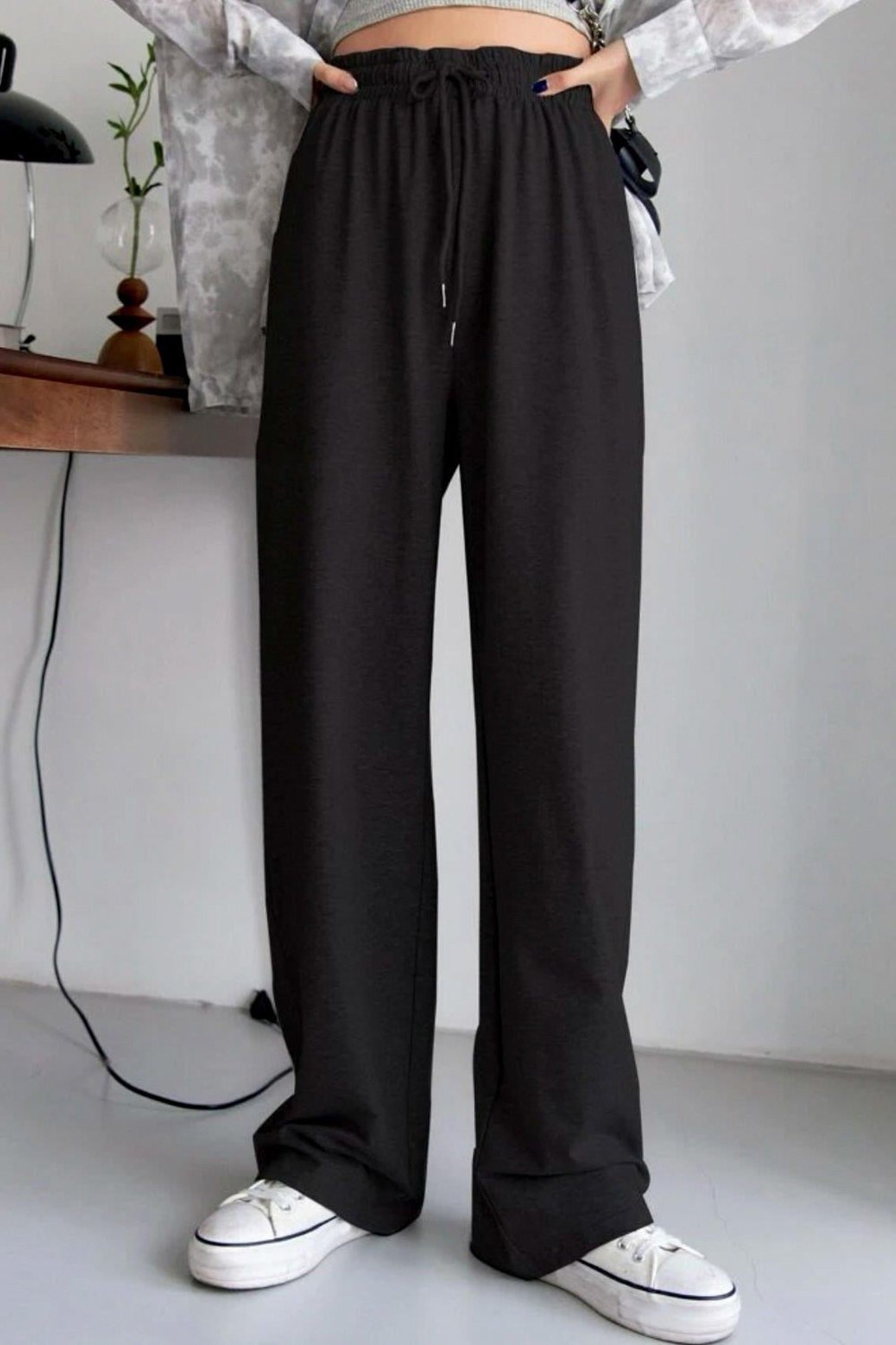 Siyah Bol Paça Eşofman Altı