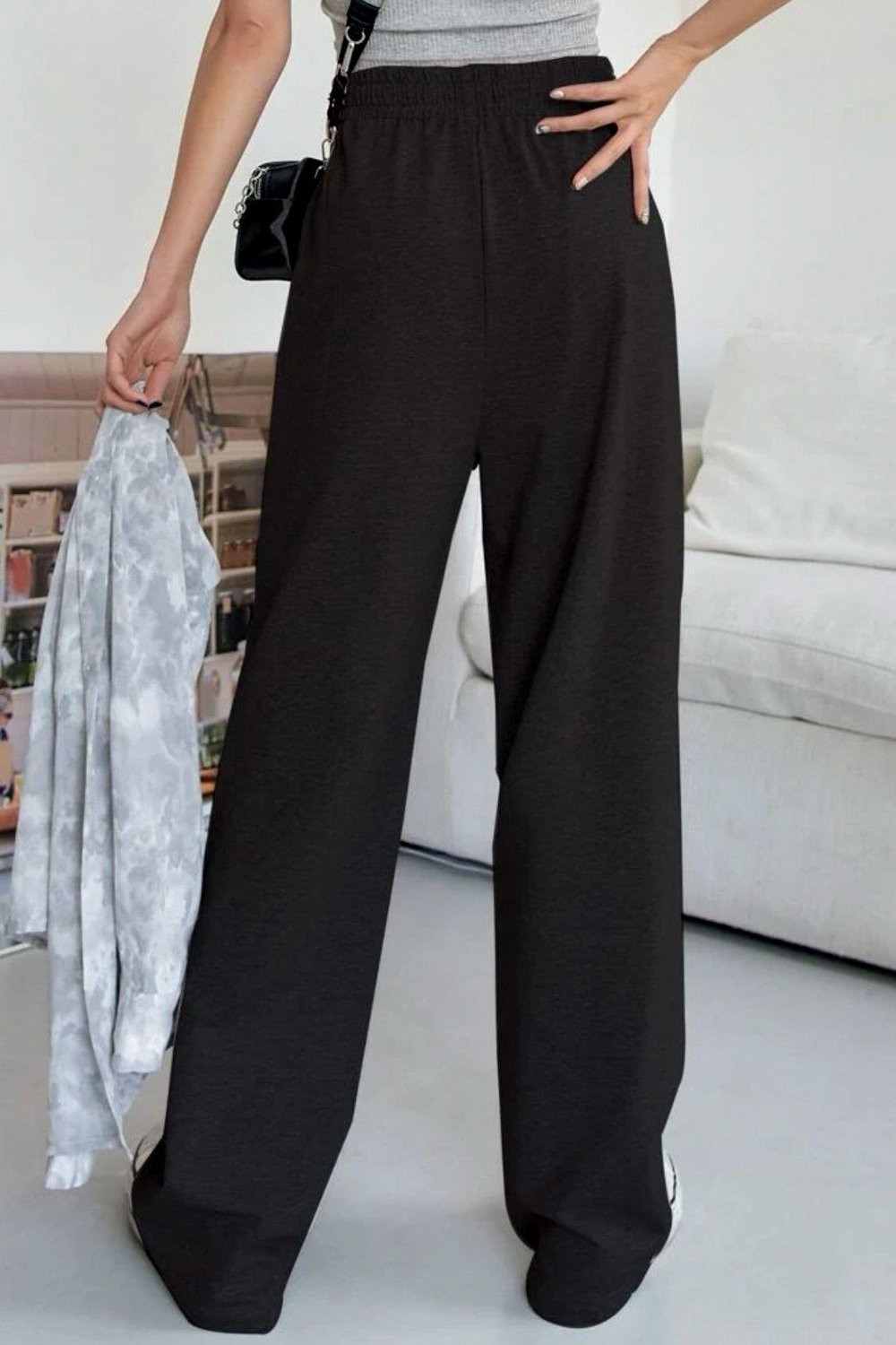 Siyah Bol Paça Eşofman Altı