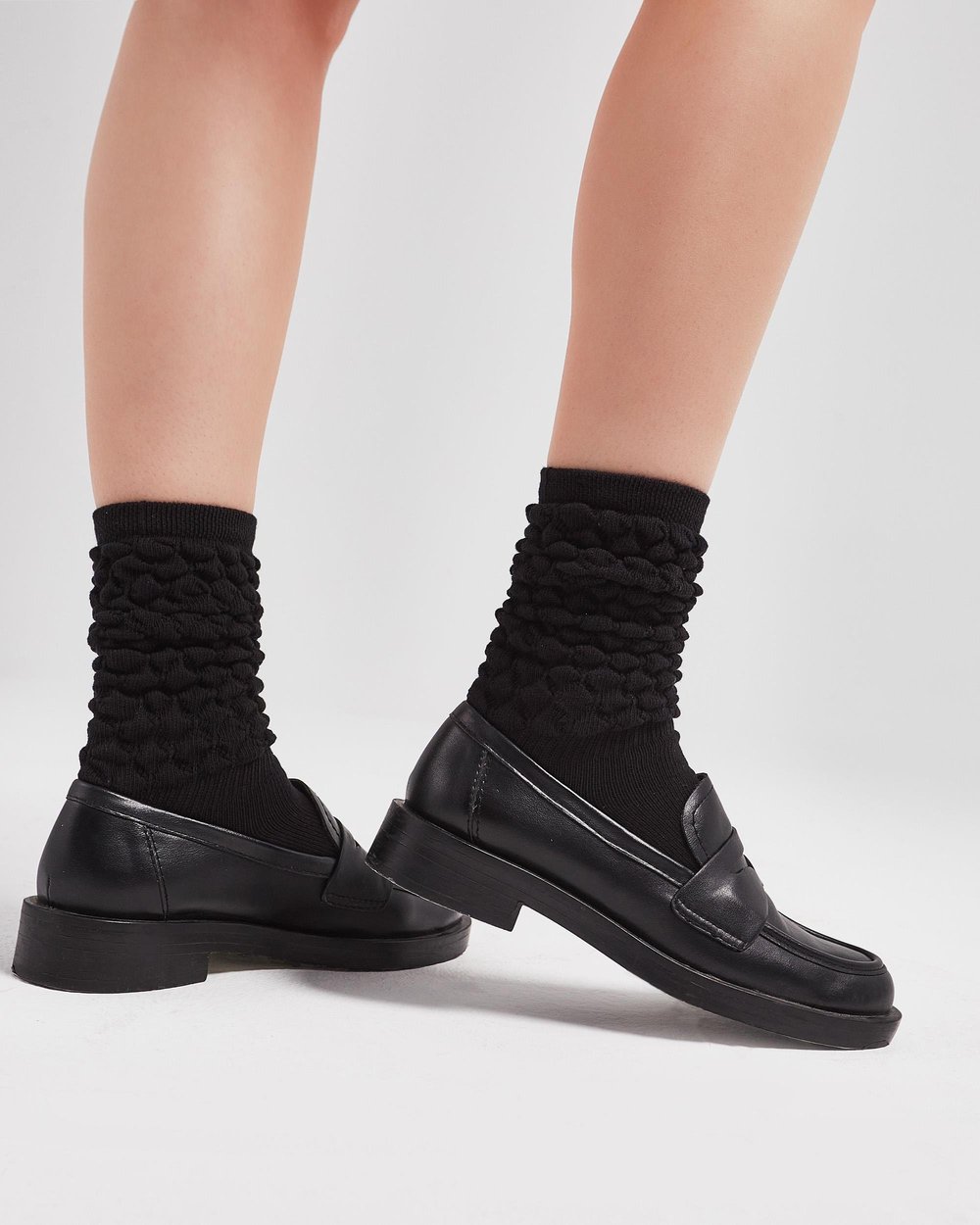 Kadın Büzgülü Bot Çorabı Siyah