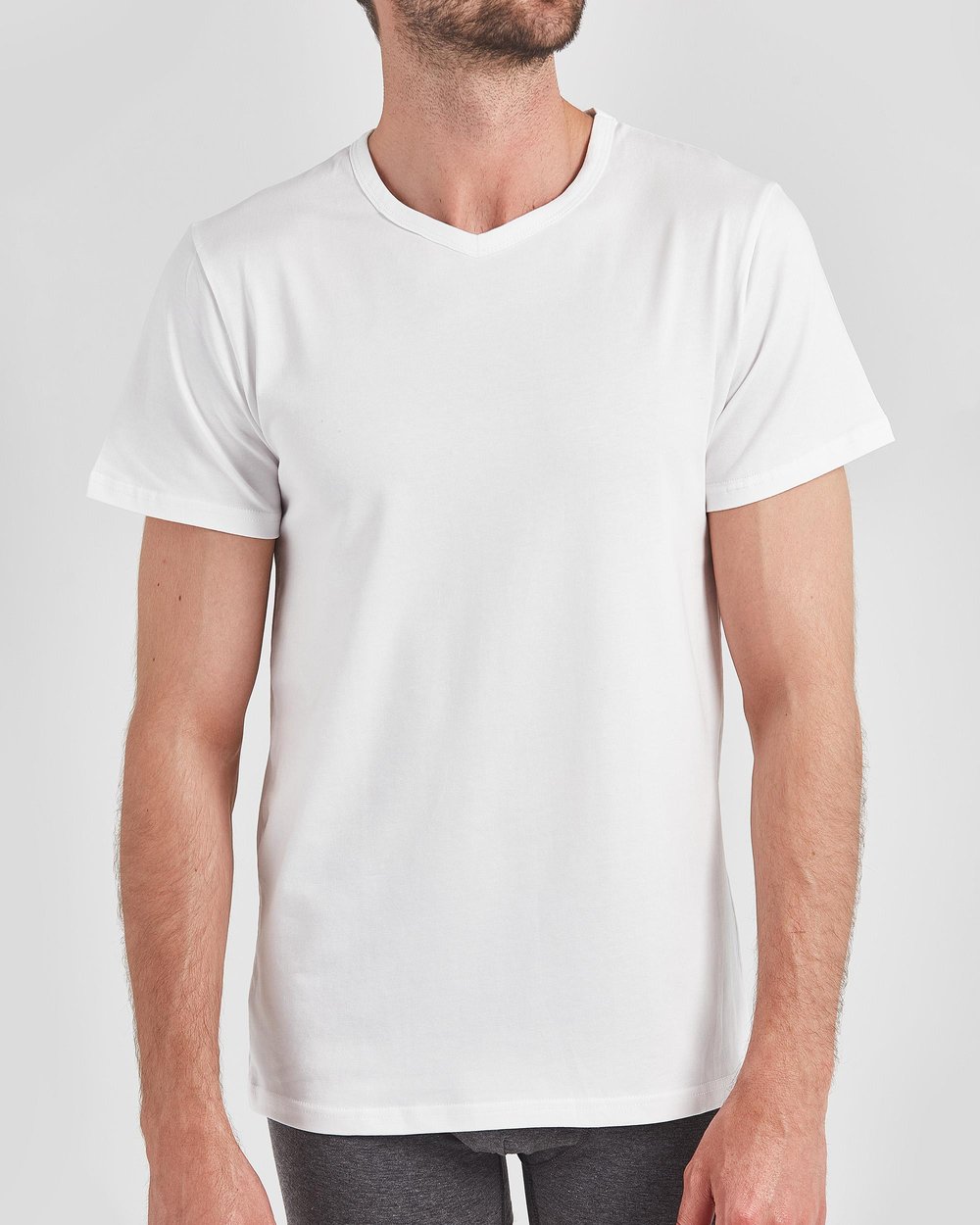 Erkek Beyaz V Yaka Bambu Tshirt