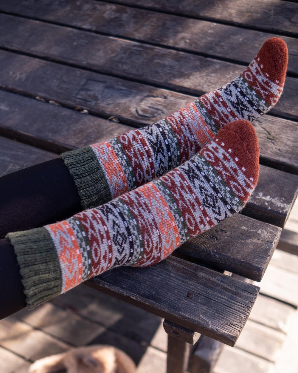 Kadın Etnik Desenli Kalın Yün Çorap