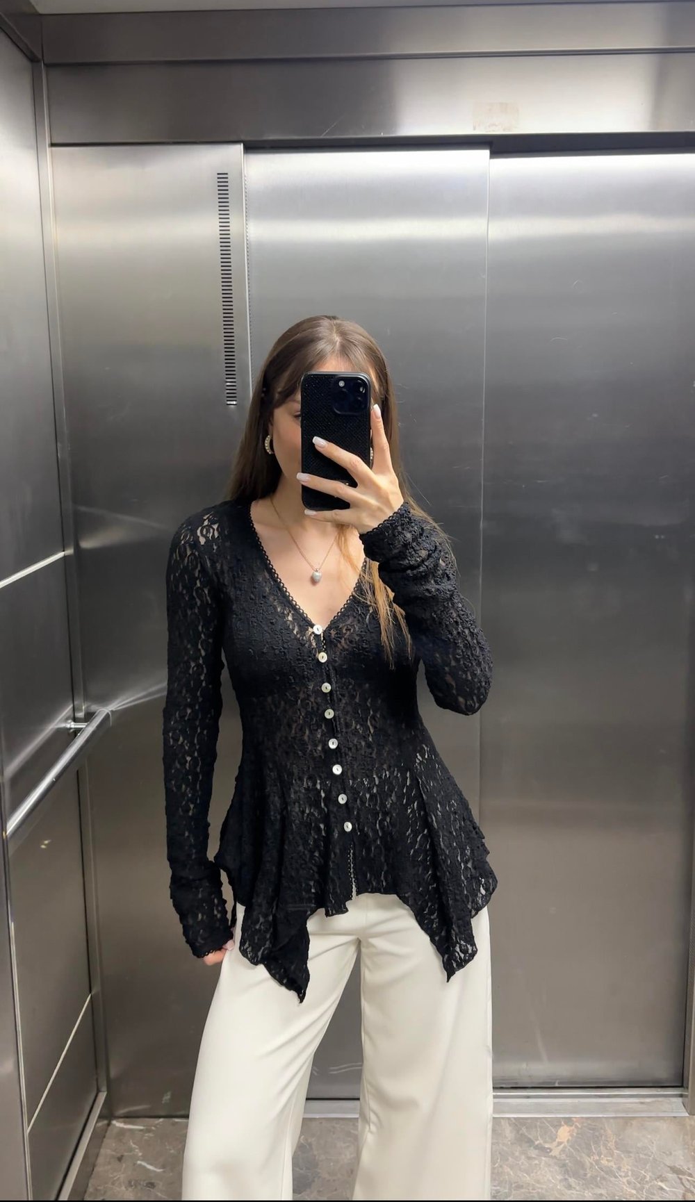 DÜĞMELİ TRANSPARAN DANTEL HIRKA BLUZ