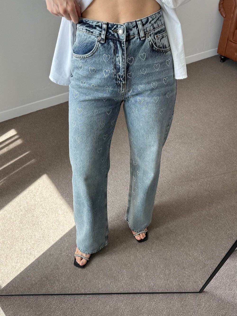 MARKA MODEL KALP TAŞ DETAYLI JEAN