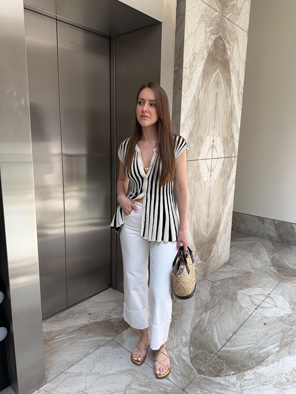 MARKA MODEL PAÇASI KATLAMALI JEAN