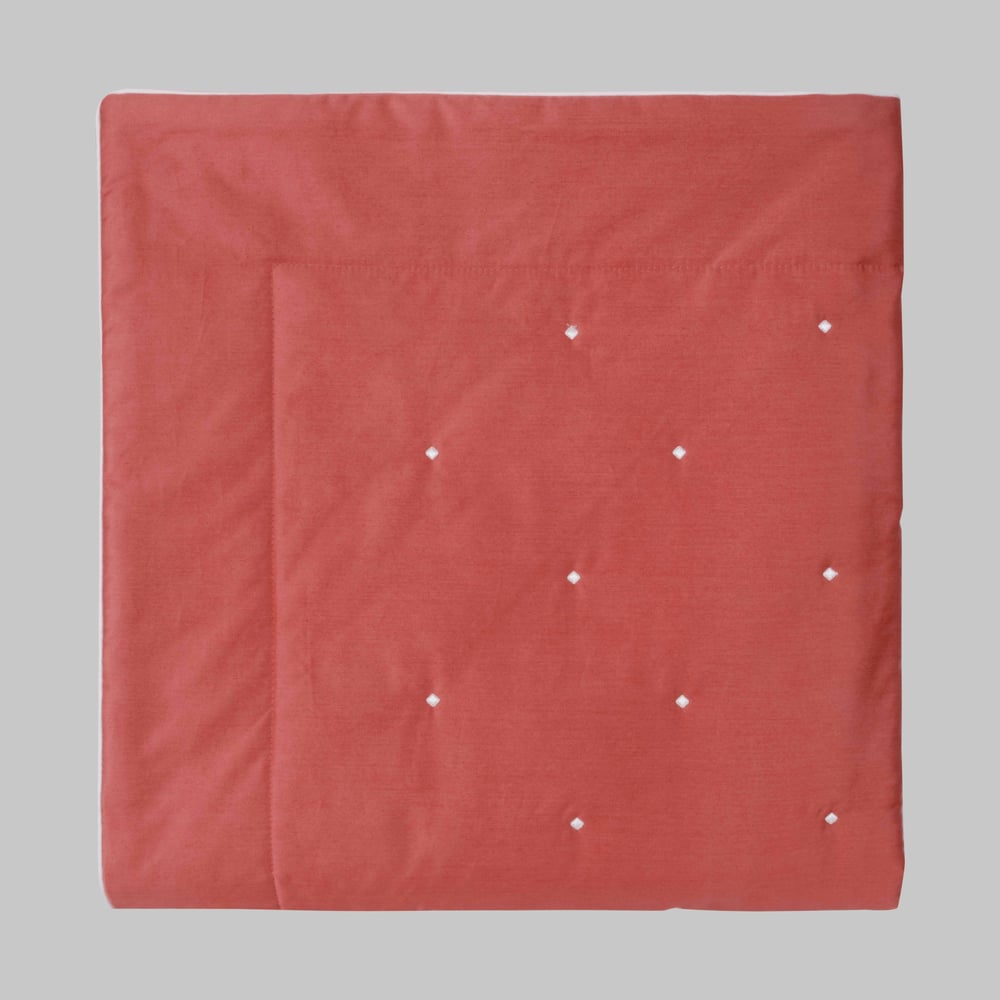 LAYANA THROW