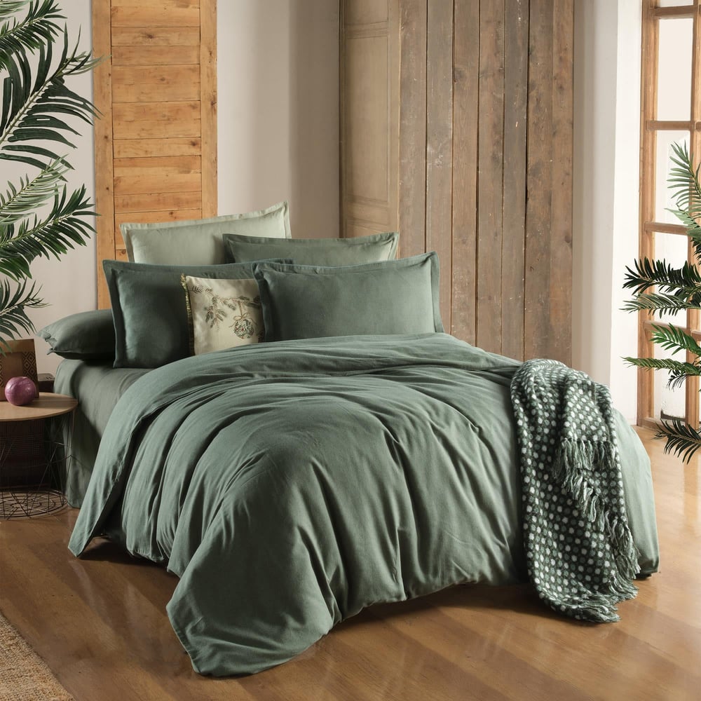 LUSS FLANEL NEVRESİM TAKIMI