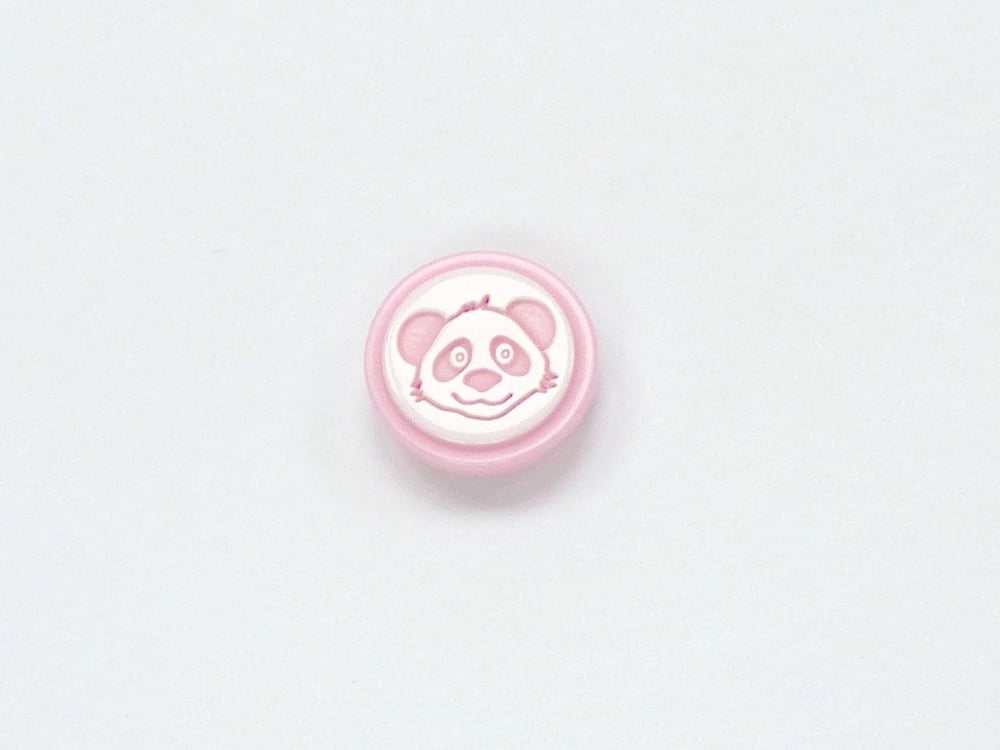 5 Raccoon Face Figure Buttons Pink, White 15mm long