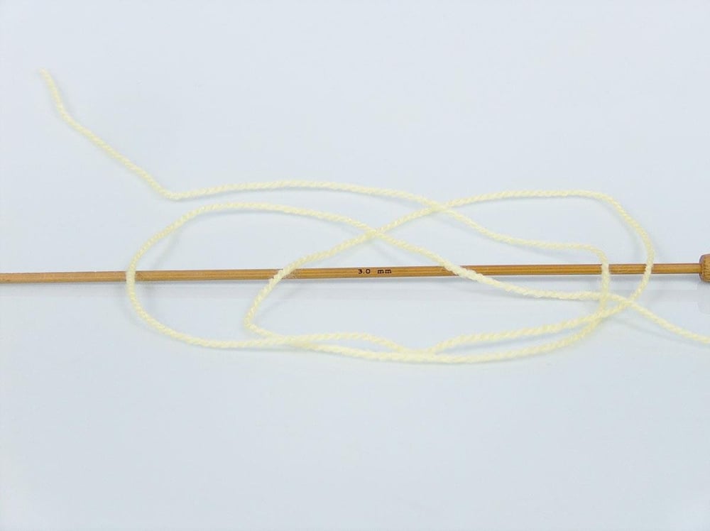 4x100gr. BASICS SUPERFINE Sarı Akrilik Kışlık, Çok İnce, Düz iplikler, 100% Akrilik