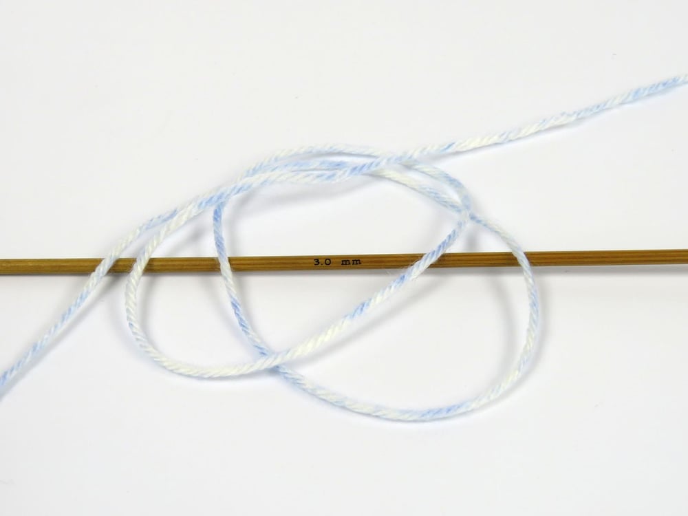 2x140gr. CAKES ANTIPILLING SPRAY Mavi, Beyaz, Açık Mavi  Kışlık, Düz iplikler, Batik Desenli, 100% Akrilik , Akrilik, Anti-Pilling, Makina Yıkama