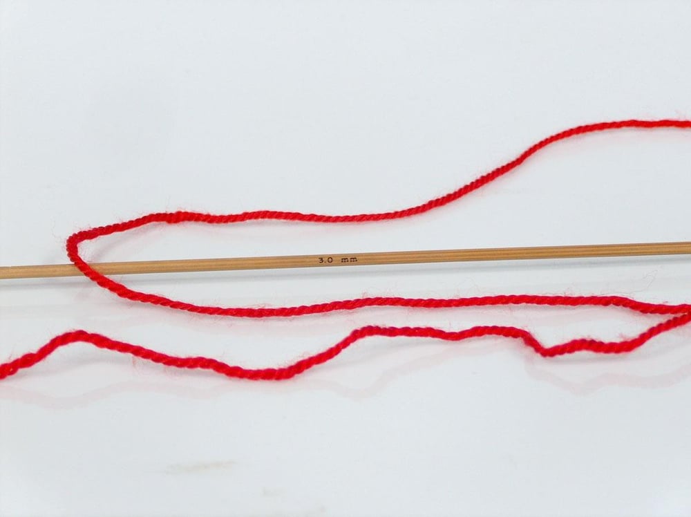 4x100gr. DORA Koyu kırmızı Akrilik Kışlık, Düz iplikler, 100% Akrilik