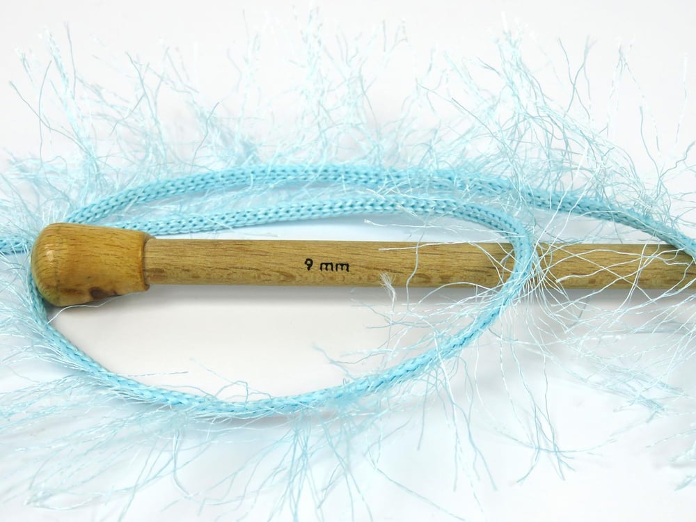 2x200gr. EYELASH SUPERBULKY Cam Göbeği  Yumoş, Sakallı, Kışlık, Çok Kalın