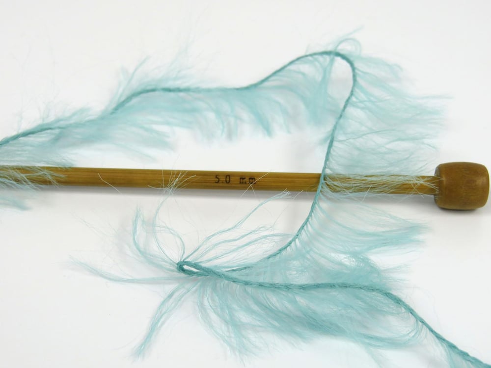 8x50gr. FAUX FEATHER   Yumoş, Sakallı, Kışlık, Kalın