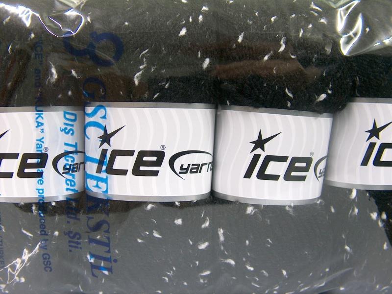 4x100gr. FAVORITE TWEED Siyah, Beyaz Viskon, Akrilik Kışlık, Noktalı, Düz iplikler, Worsted, 100% Akrilik