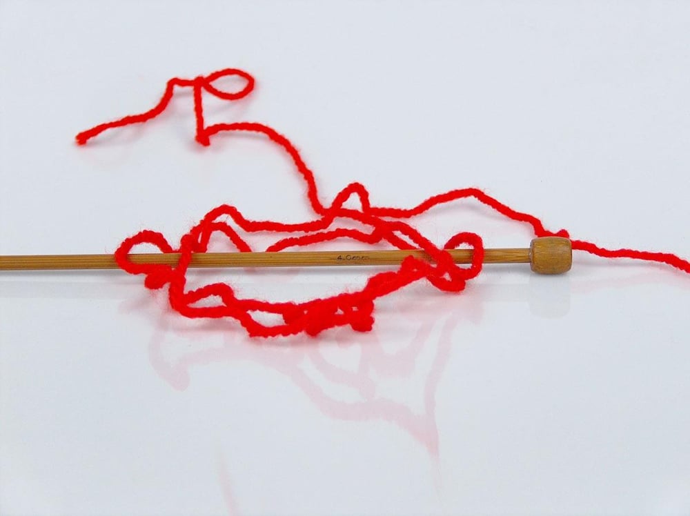 4x100gr. GONCA Kırmızı Akrilik Kışlık, Düz iplikler, 100% Akrilik