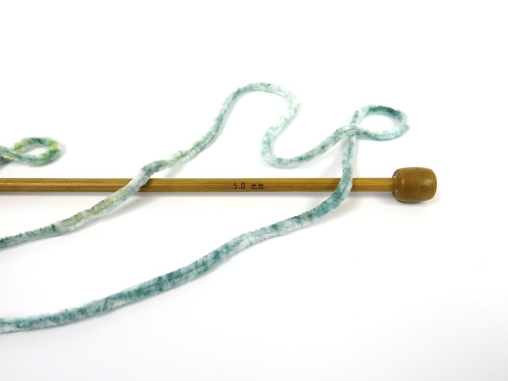 2x150gr. CHENILLE SPLASH Yeşil Tonları, Sarı Tonları, Somon Tonları Mikro Fiber Kışlık, Şönil, Batik Desenli, Worsted