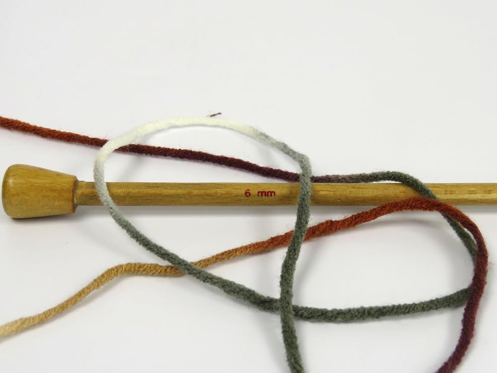 4x100gr. PARTY Yeşil, Beyaz, Kahverengi Tonları Akrilik Kışlık, Batik Desenli, Worsted, 100% Akrilik