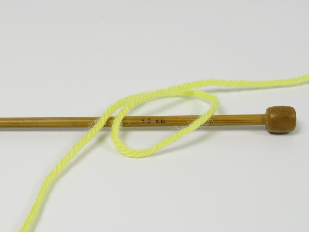 2x200gr. SAVER 200 Koyu sarı Akrilik Kışlık, Düz iplikler, Worsted, 100% Akrilik , Akrilik, Makina Yıkama