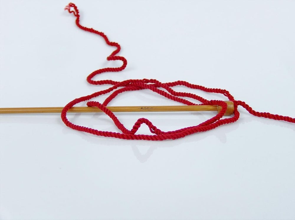 4x100gr. TWISTER DK Koyu kırmızı Akrilik Kışlık, Düz iplikler, 100% Akrilik