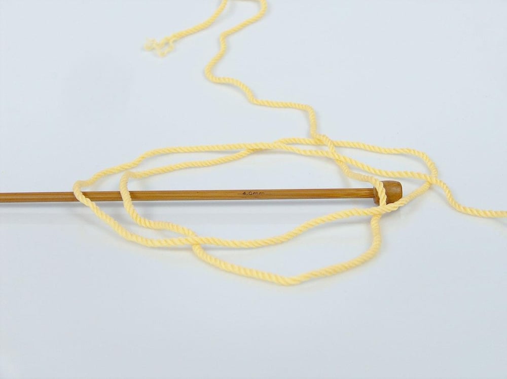 4x100gr. TWISTER DK Açık Sarı Akrilik Kışlık, Düz iplikler, 100% Akrilik