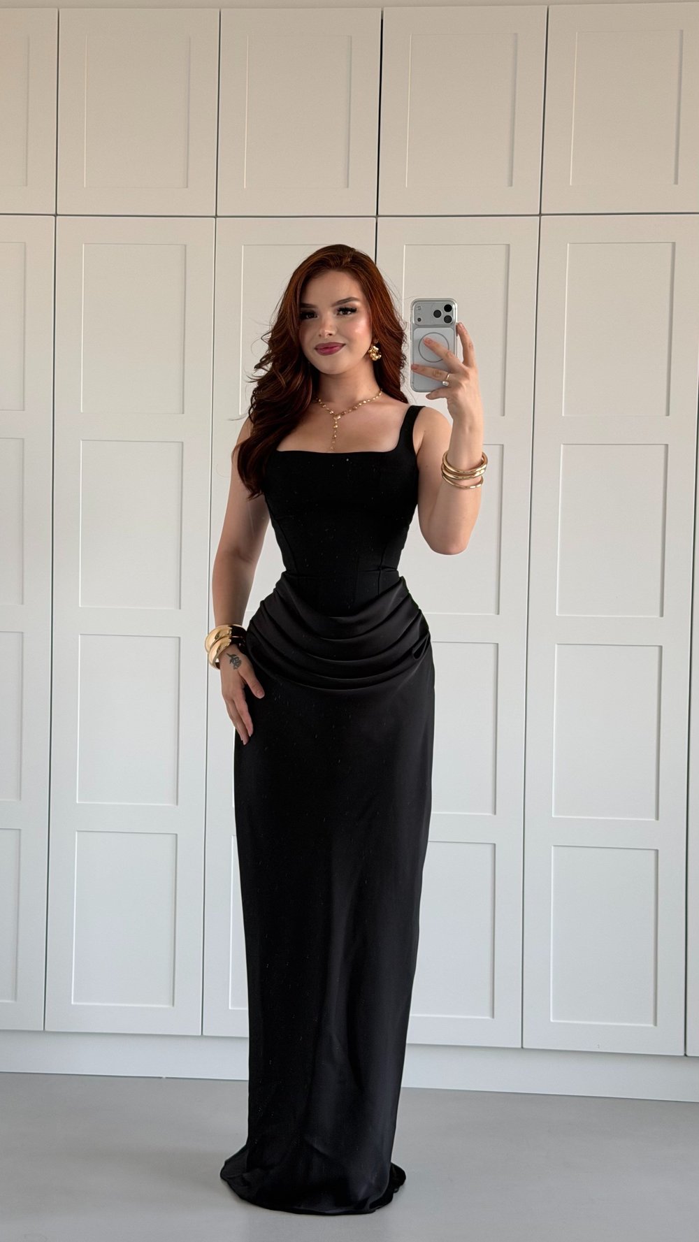 Sofia Drape Saten Uzun Elbise Siyah
