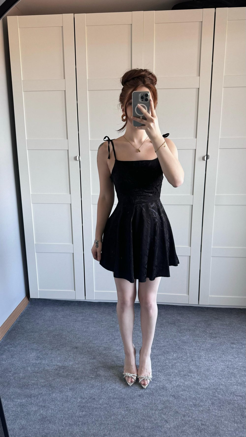 Anna Siyah Saten Mini Elbise
