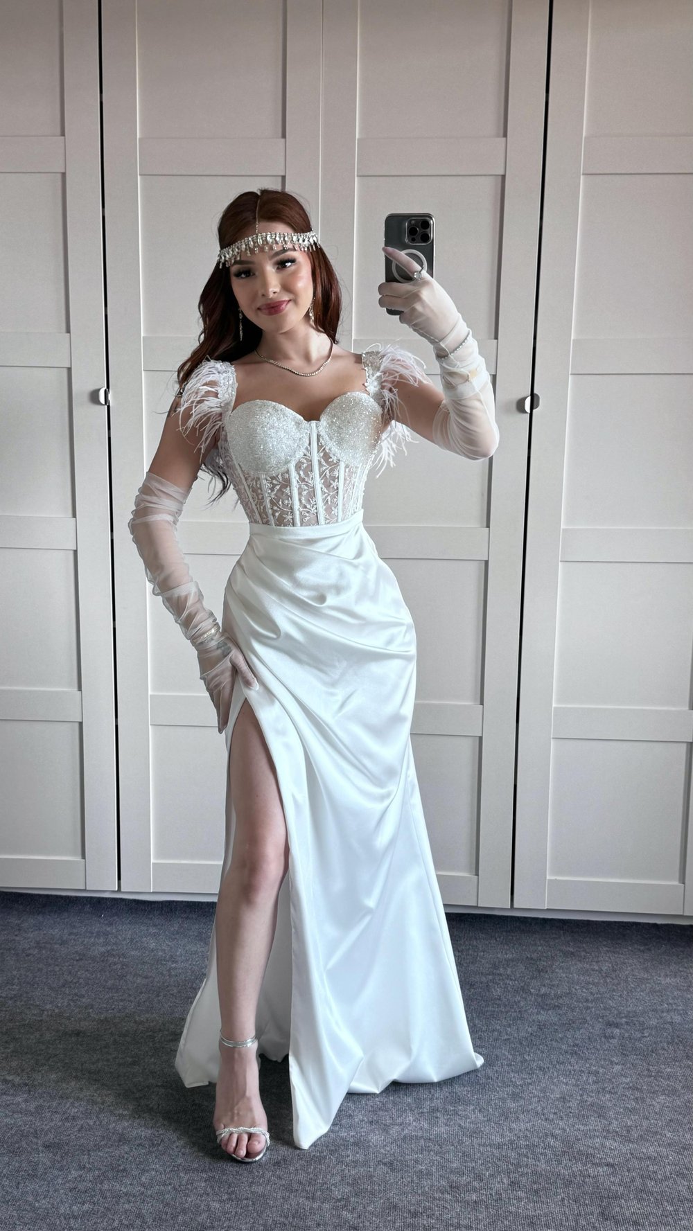 Bride Beyaz Taşlı Tüylü Abiye