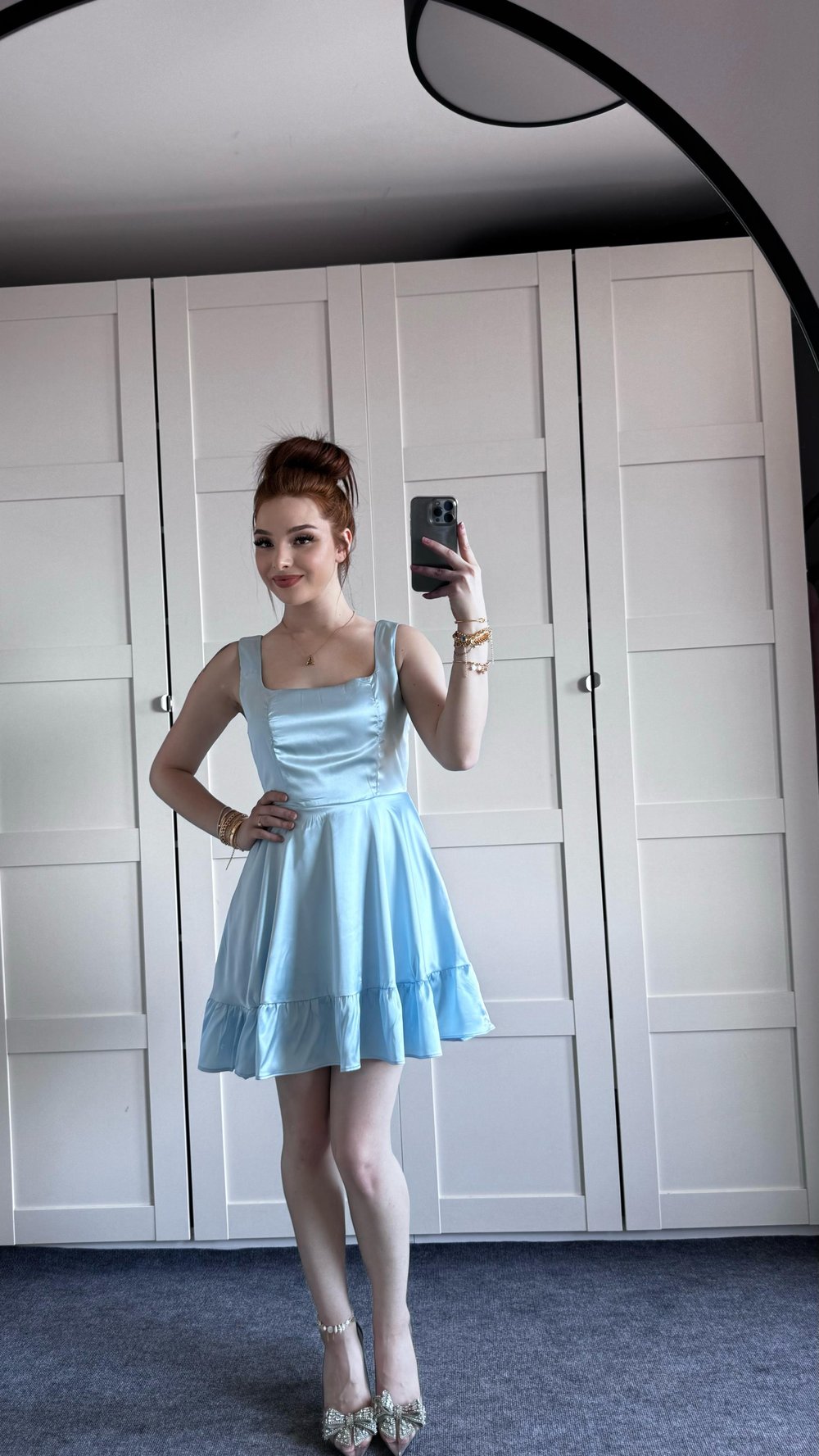 Glow Saten Mini Bebe Mavisi Elbise