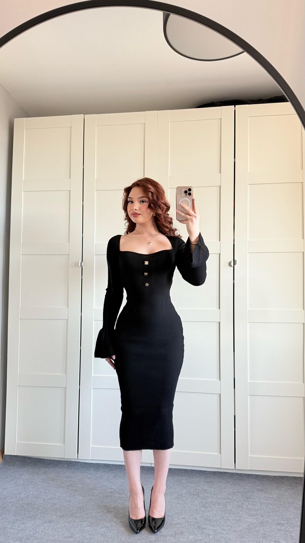 Kalp Yaka Gold Düğme Triko Midi Elbise Siyah