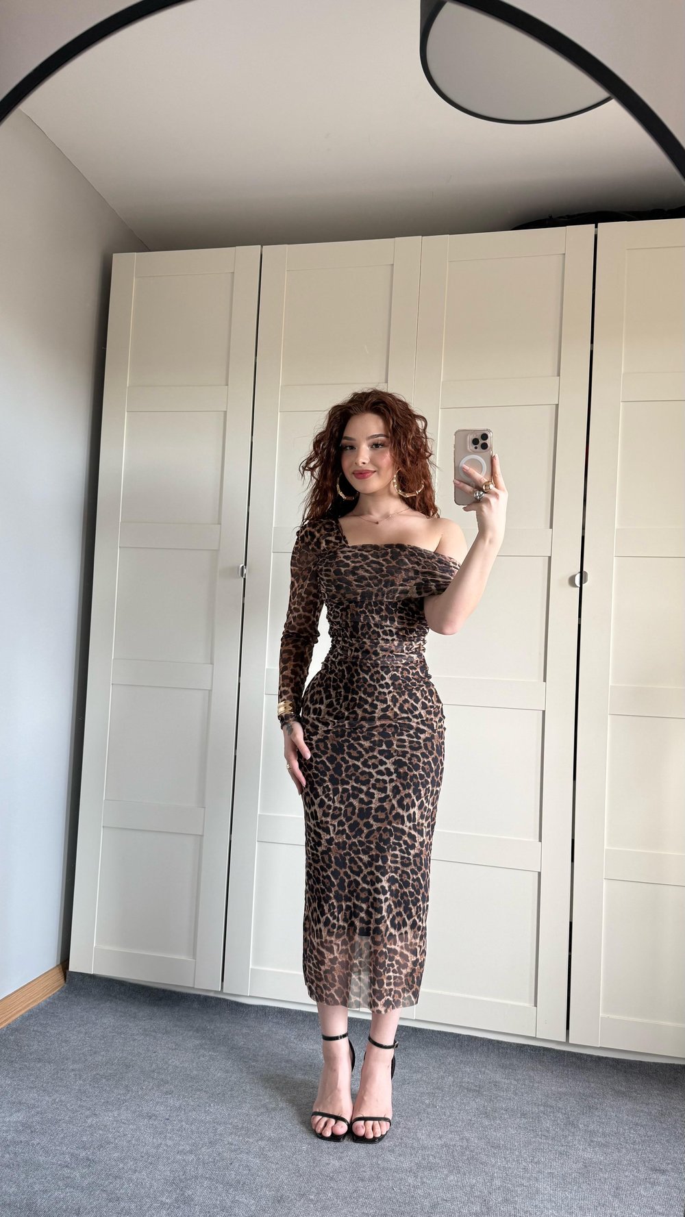 Leopar Omuz Detaylı Tül Elbise