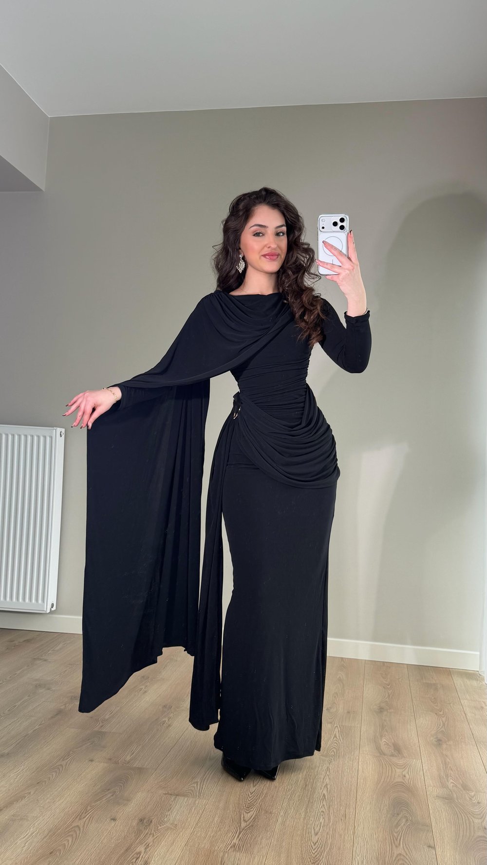 Melisandre Omuz Kuşaklı Elbise Siyah