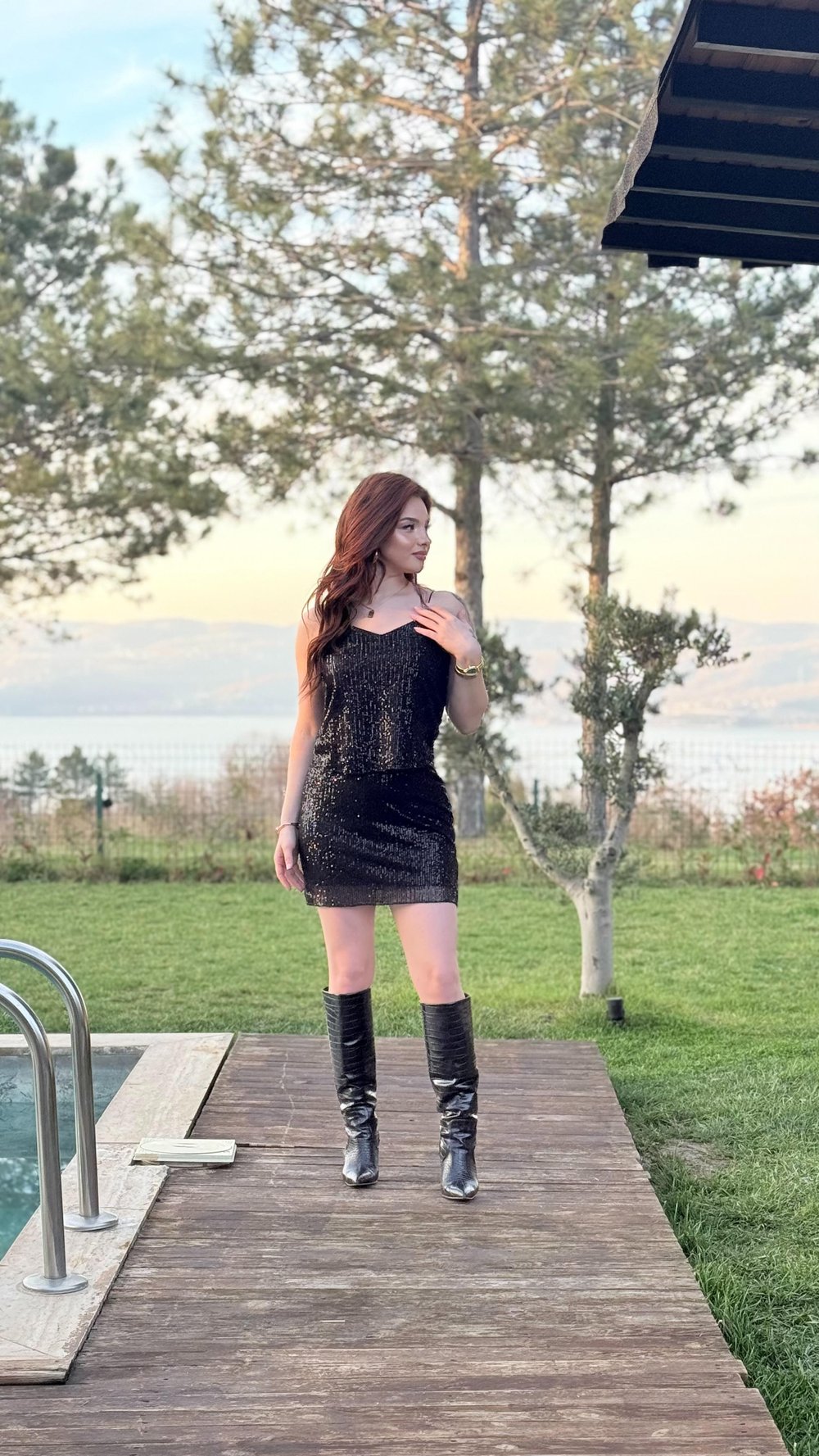 Pul Payetli Kısa Mini Etek Siyah