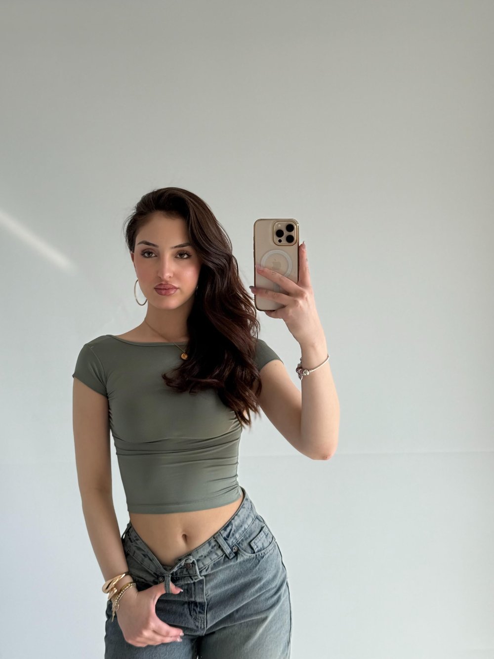 Sırtı Açık Kısa Kol Crop Haki Yeşil