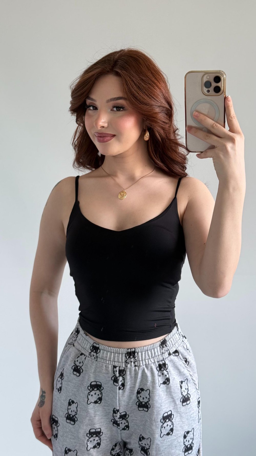 V Yaka Polyamid Crop Siyah