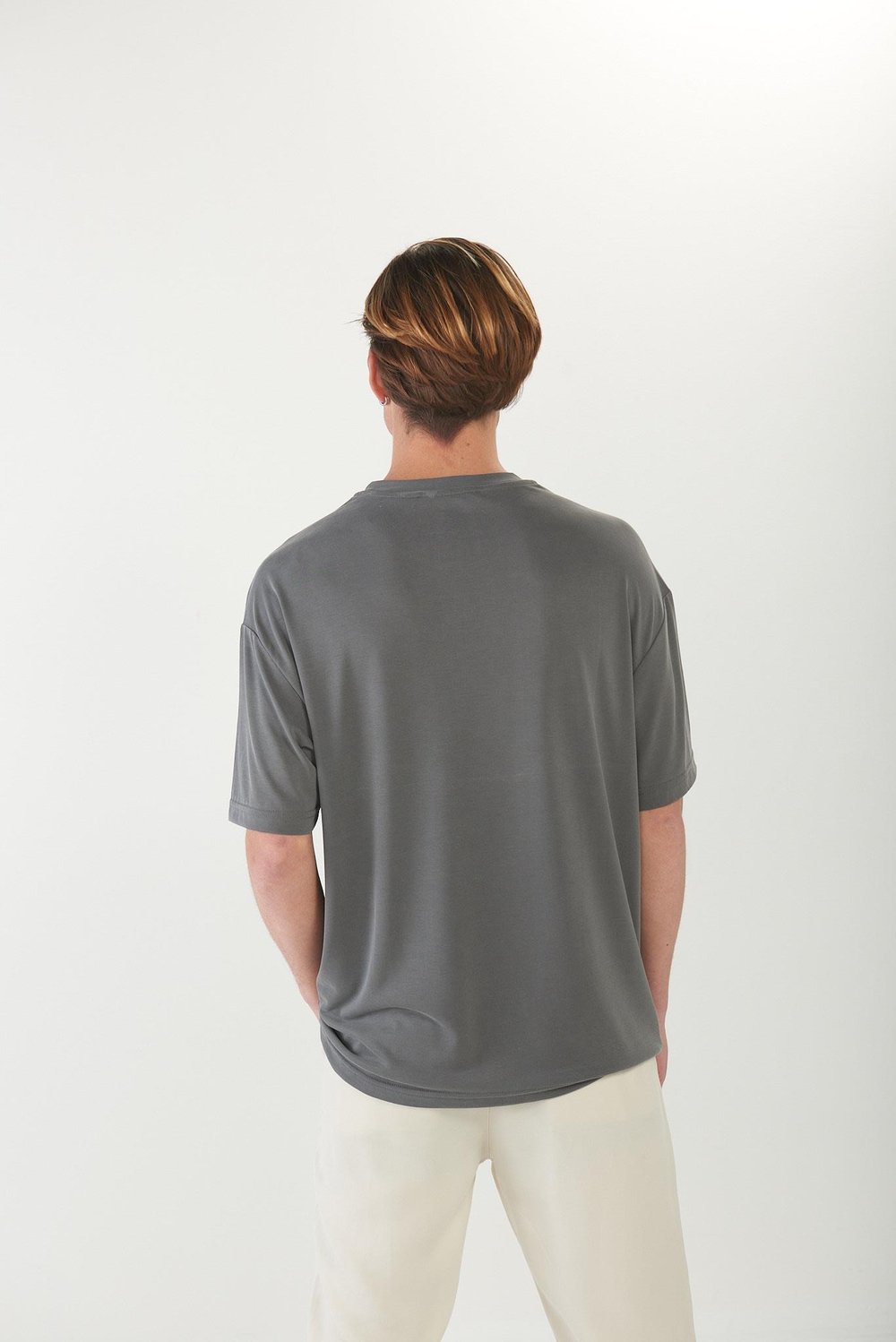 Bisiklet Yaka Düz Basic T-Shirt