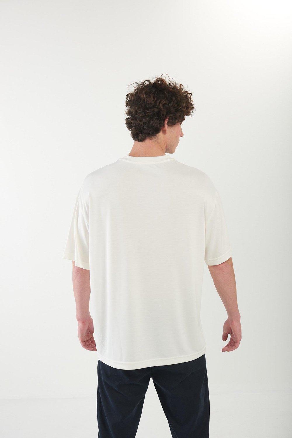 Bisiklet Yaka Düz Basic T-Shirt