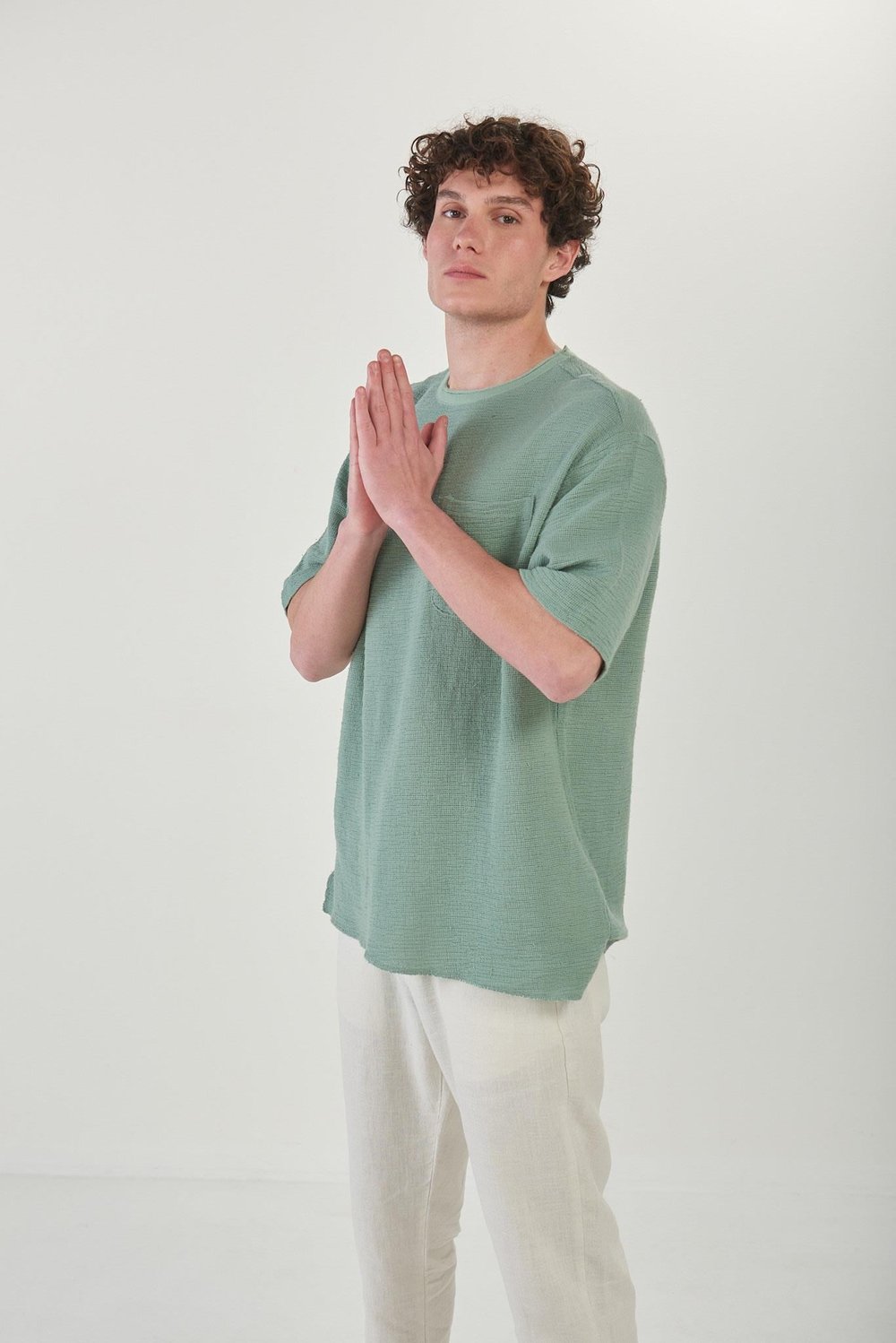 Kafes Örgülü Cep Detaylı Basic T-Shirt