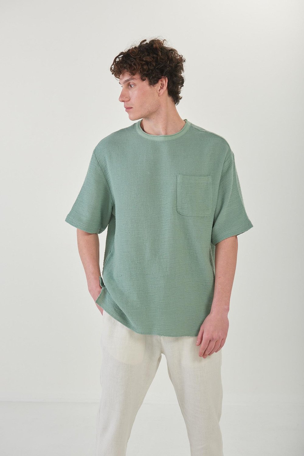 Kafes Örgülü Cep Detaylı Basic T-Shirt