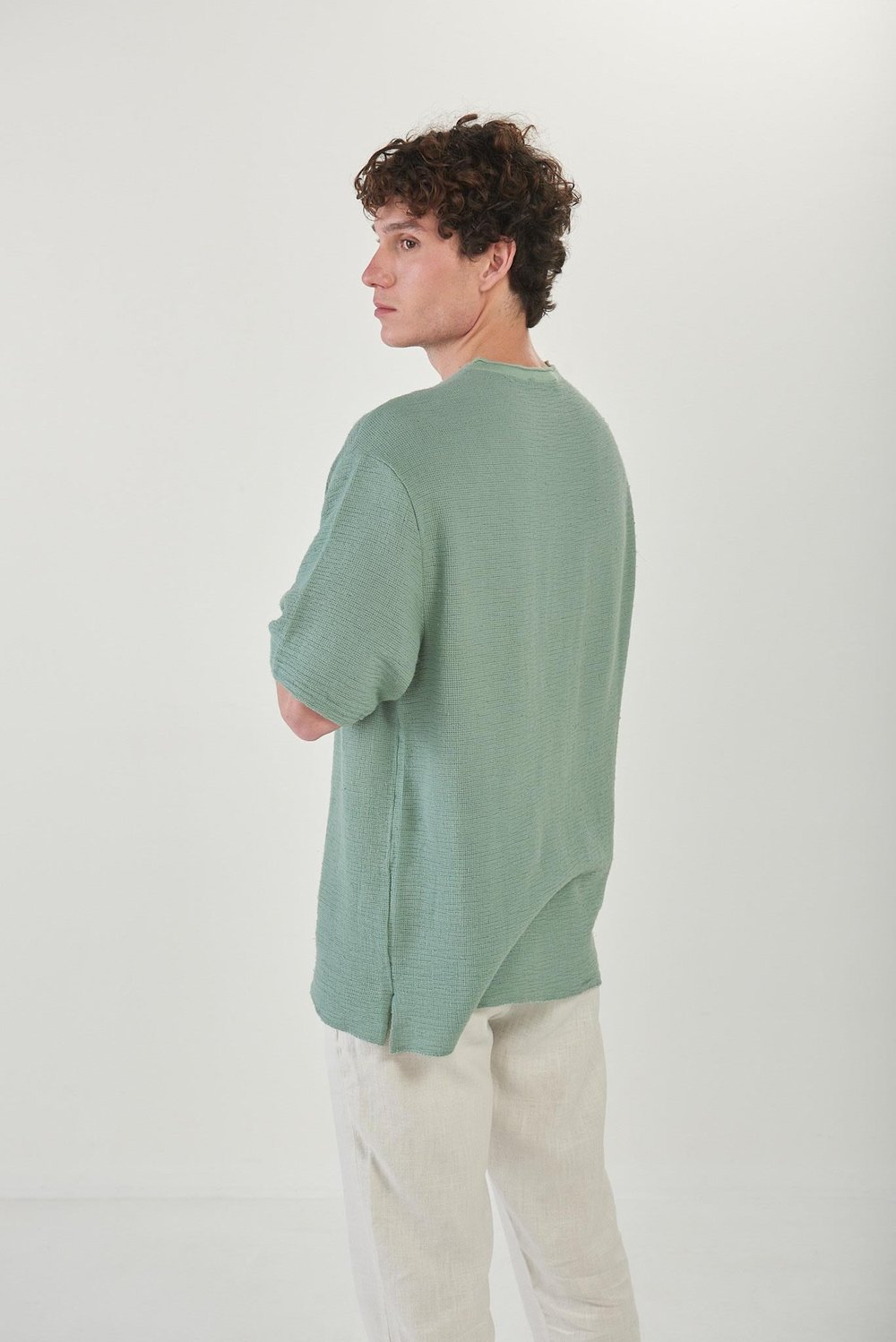 Kafes Örgülü Cep Detaylı Basic T-Shirt