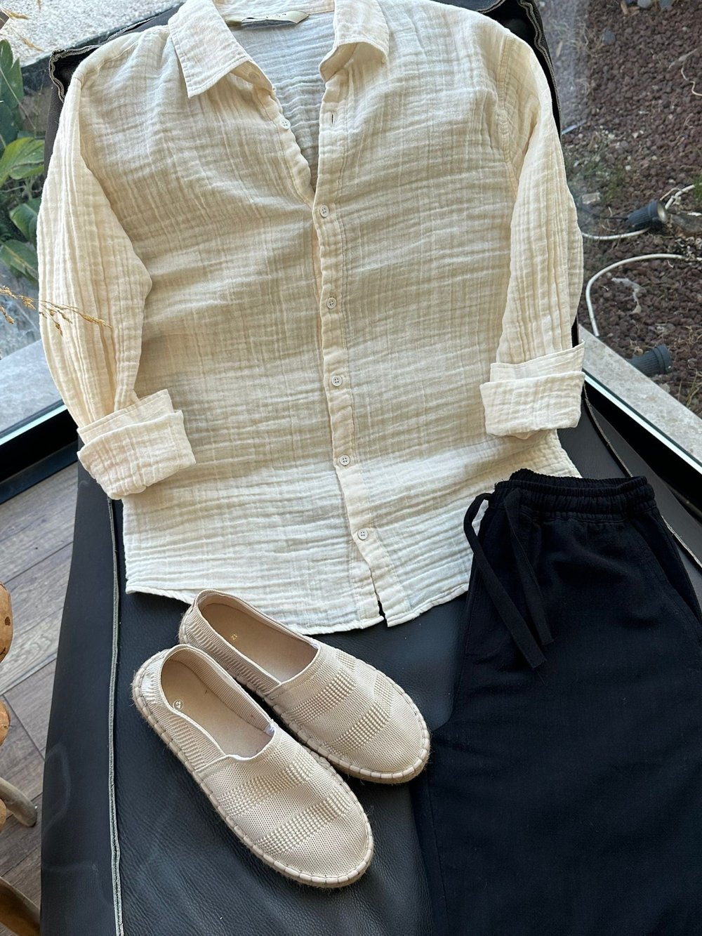 Mikonos Cep Detaylı Basic Müslin Gömlek