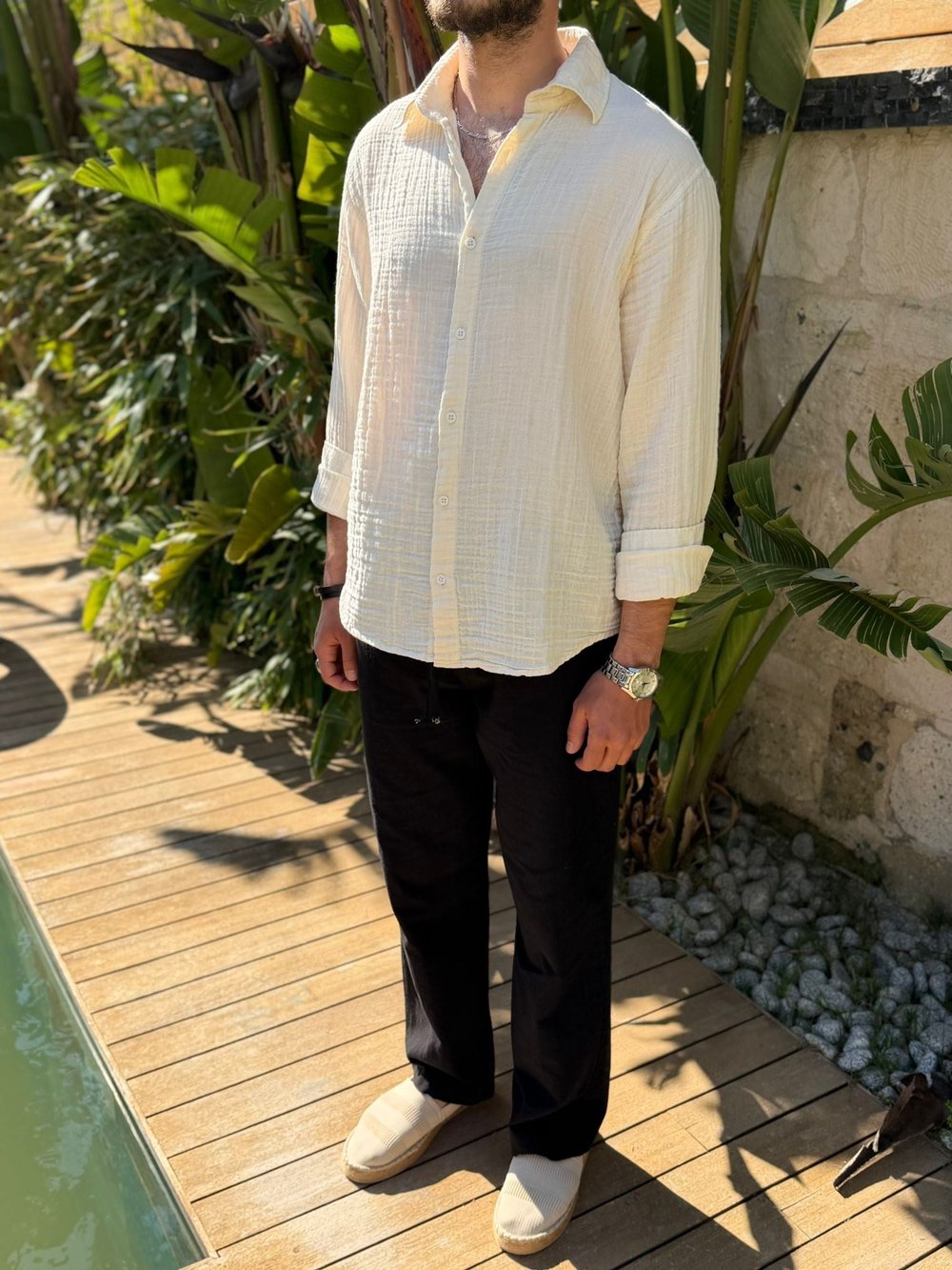 Mikonos Cep Detaylı Basic Müslin Gömlek