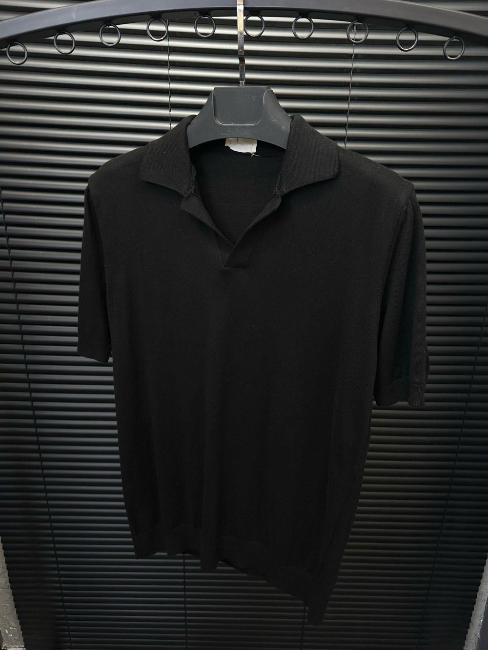 Triko Kumaş Yakalı T-Shirt