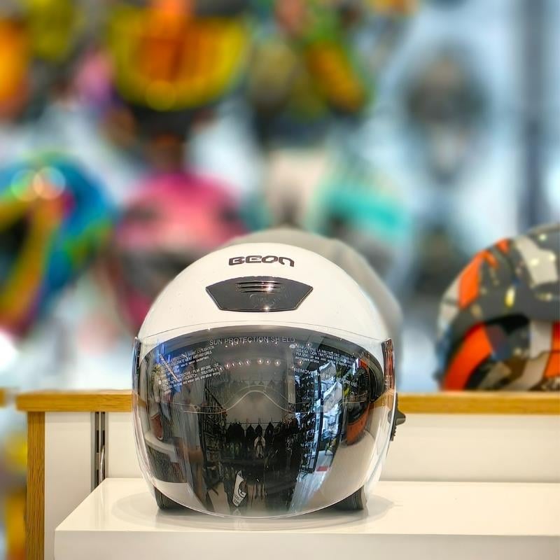 Beon B210 Çenesiz Vizörlü Yazlık Kask Beyaz